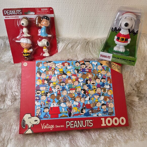 NWT Peanuts Bundle: 1000-Pc Puzzle, Mini Figure Set & Snoopy Solar Bobblehead - Picture 1 of 12